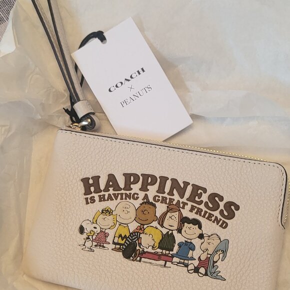 Coach X Peanuts Long Zip Around Wallet - NWT - - Picture 2 of 4